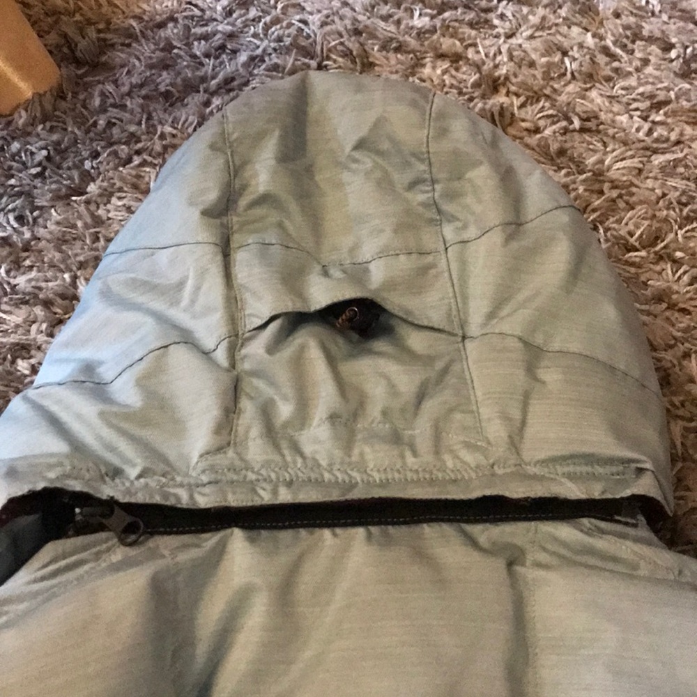 CAPP3L Ride snowboards puffer jacket - Picture 12 of 16